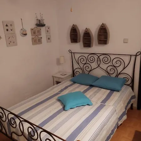 Apartment Coloured Povlja (Brac)