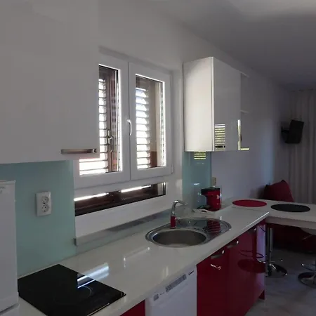 Apartment Coloured Povlja (Brac)