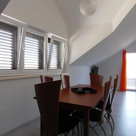 Apartment Coloured Povlja (Brac)